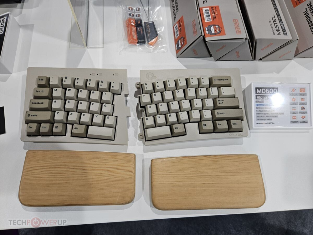 Best Ergonomic Mechanical Keyboards