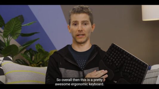 Truly Ergonomic Cleave - LinusTechTips Pretty Awesome Ergonomic Keyboard